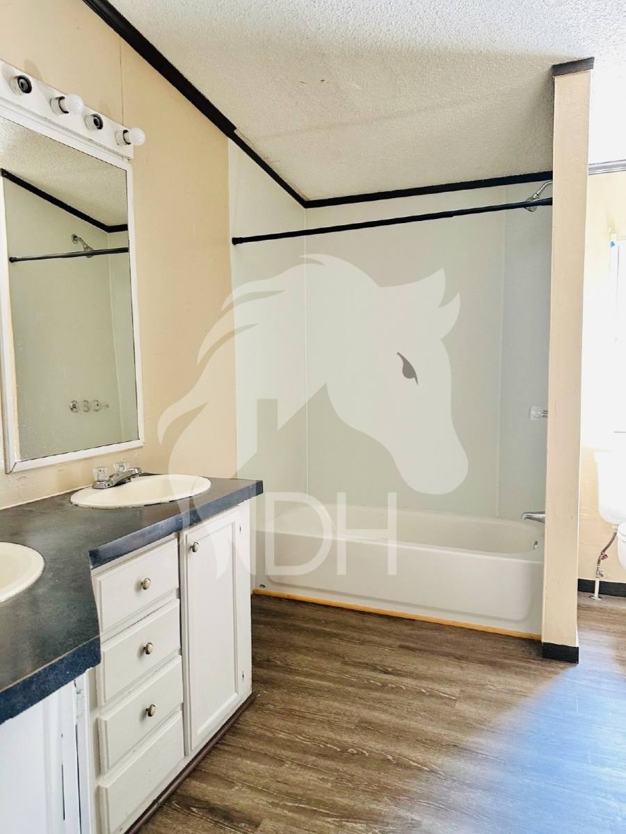 Apartment for rent at 310 Madison Ave #19, Woodward, OK 73801