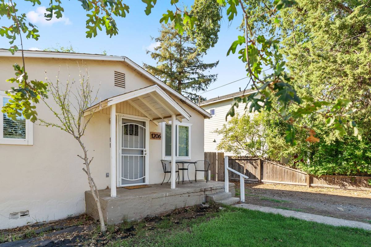 House for rent at 1206 Guill St, Chico, CA 95928