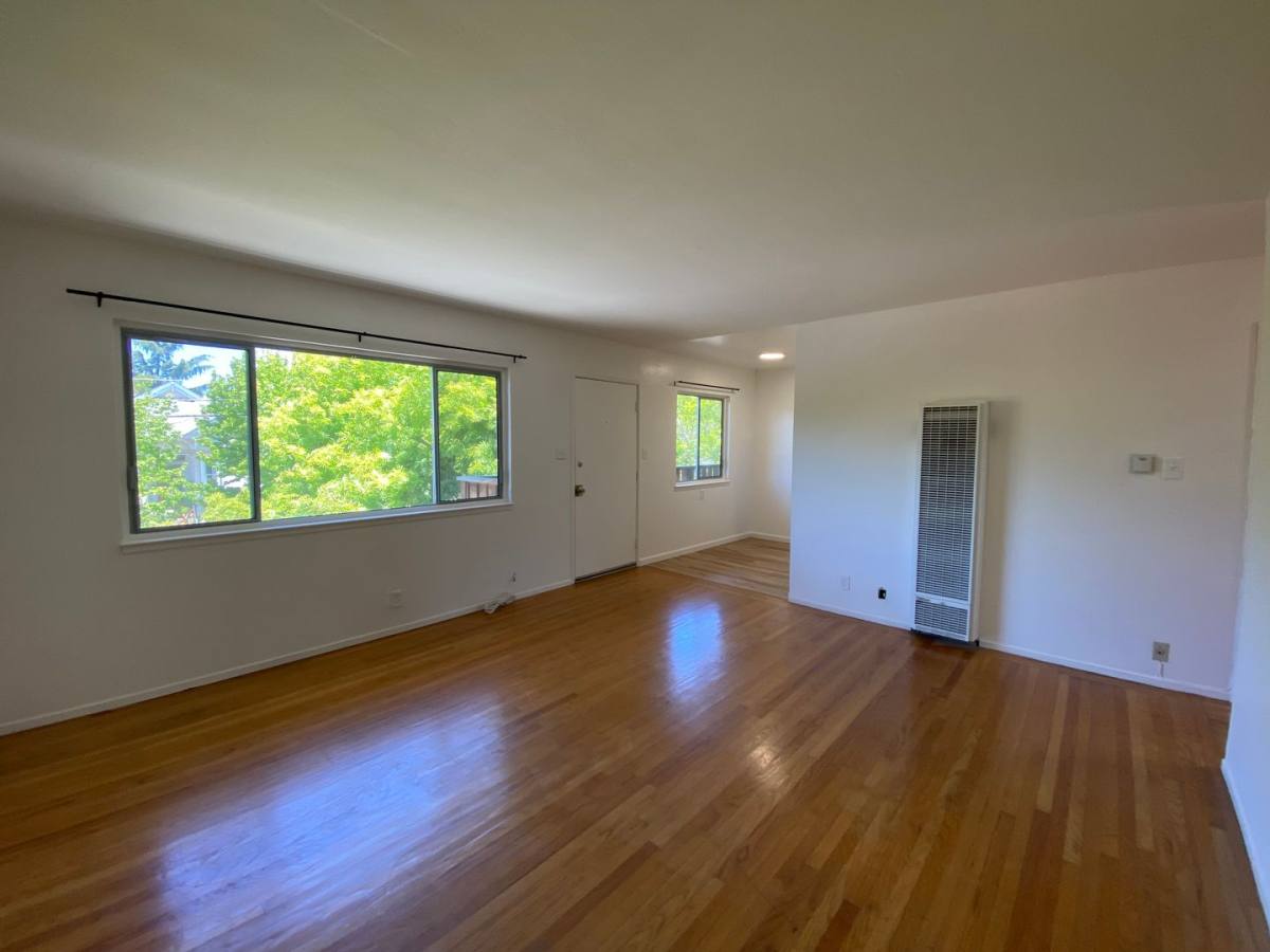 Apartment for rent at 1642 Harmon St, Berkeley, CA 94703