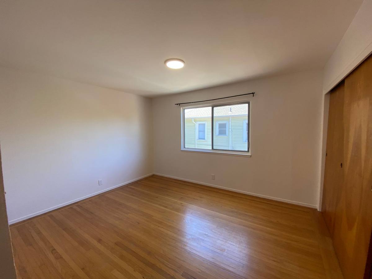 Apartment for rent at 1642 Harmon St, Berkeley, CA 94703