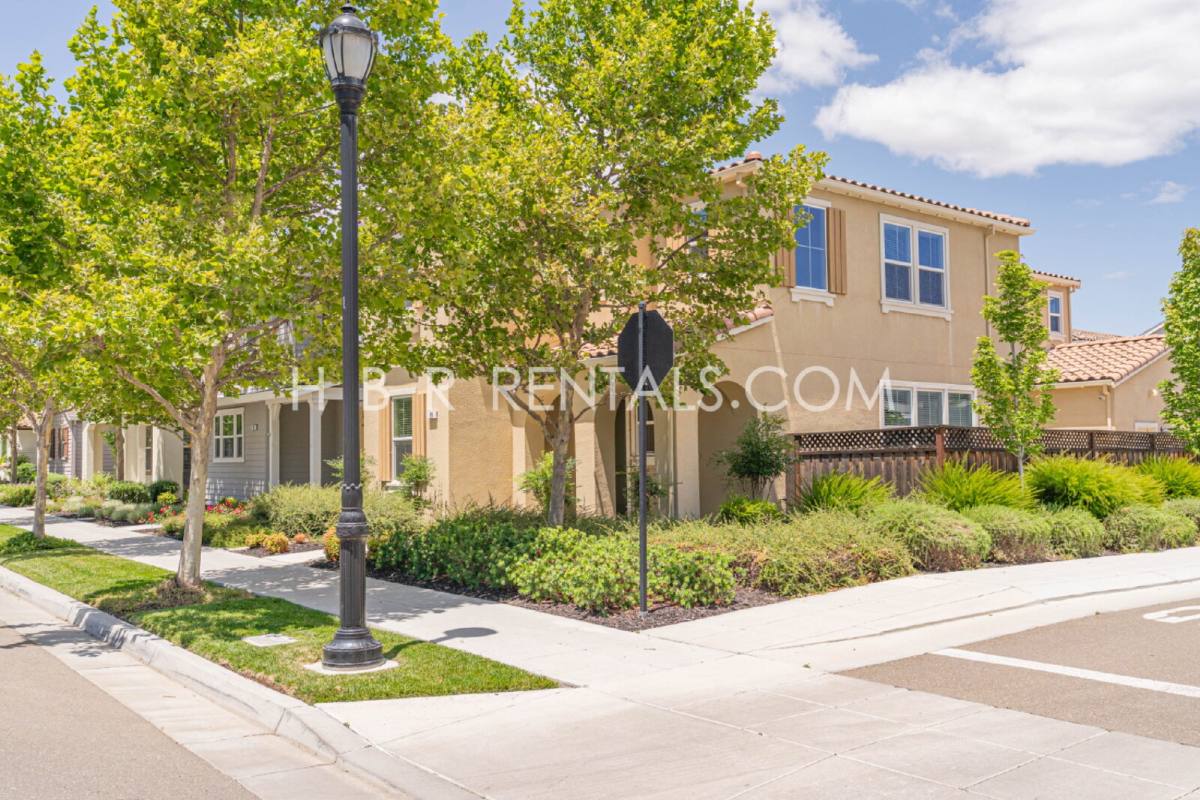 House for rent at 99 E Ramsey, Tracy, CA 95391