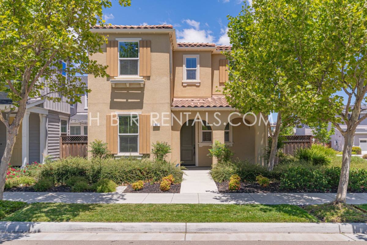 99 E Ramsey, Tracy, CA 95391 - House for Rent