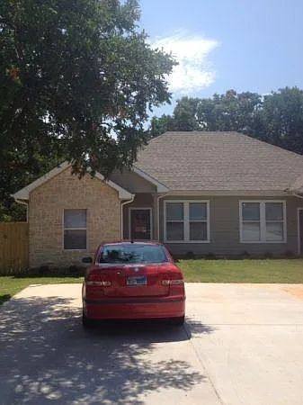 Townhouse for rent at 3705 Mandy Dr #2, Granbury, TX 76048