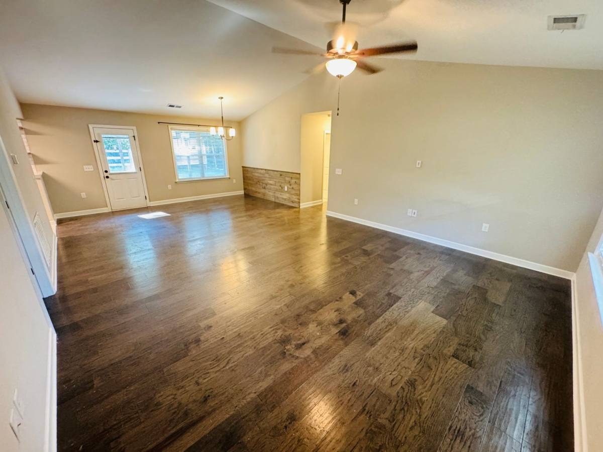 House for rent at 3316 Hunters Point Pk, Lebanon, TN 37087