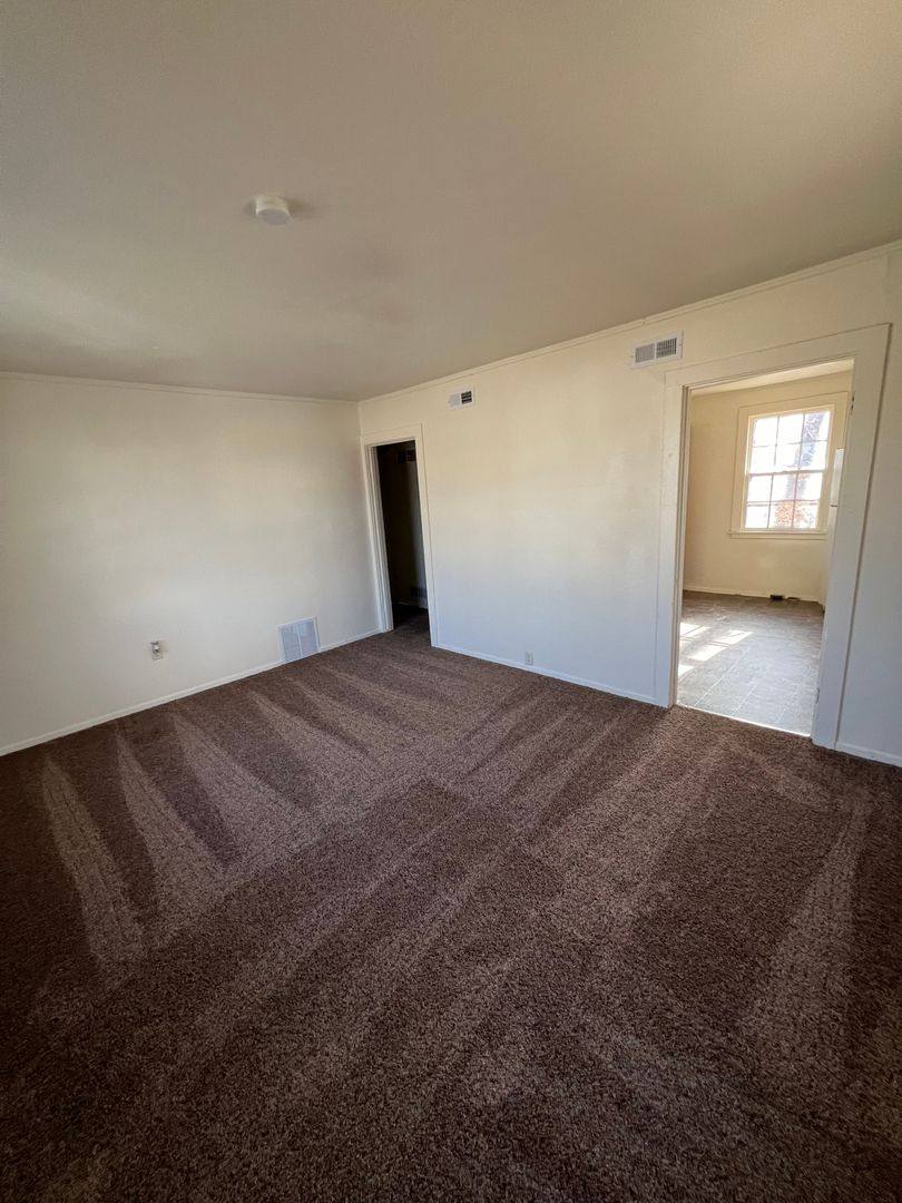 Apartment for rent at 713-715 W 1st, Junction City, KS 66441