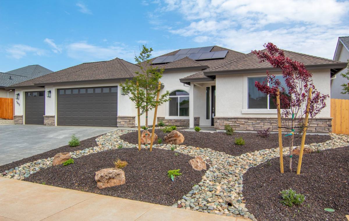 House for rent at 3677 Nadal Dr, Redding, CA 96002
