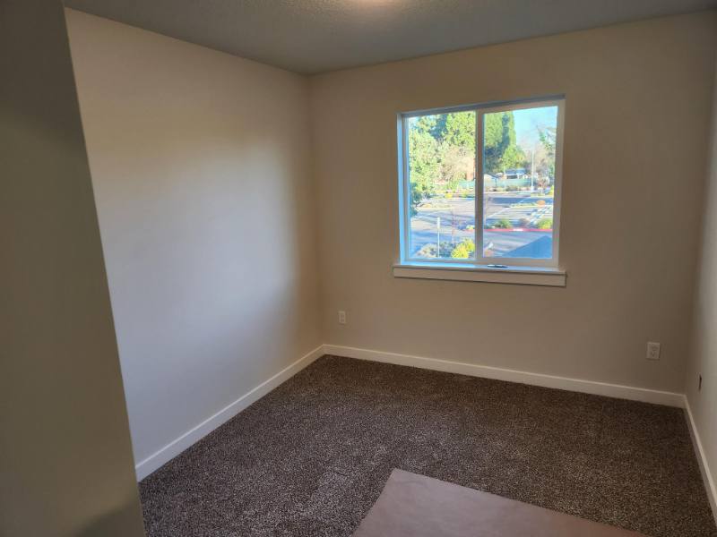 Apartment for rent at 4099 Brooks Ave NE #CENTER, Salem, OR 97301