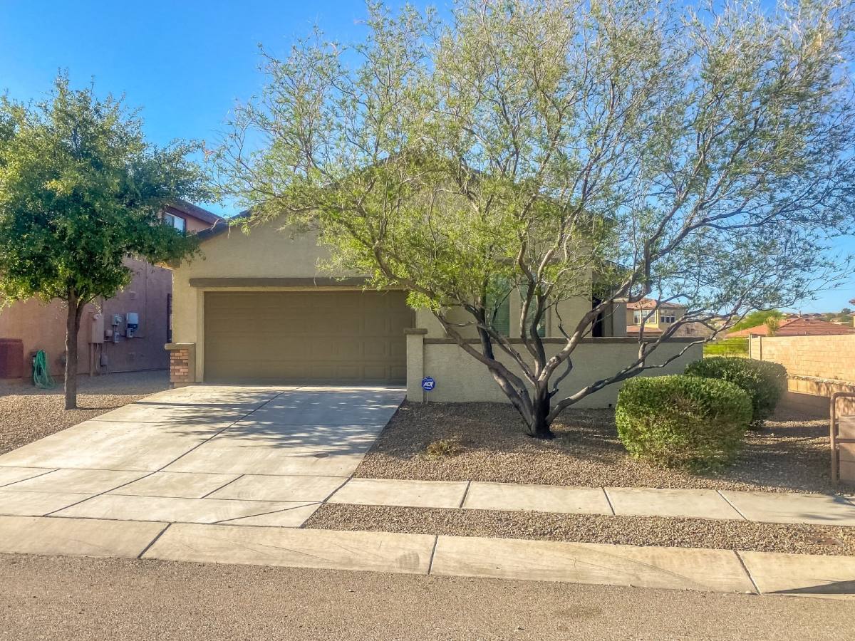 House for rent at 10458 S Cutting Horse Dr, Vail, AZ 85641