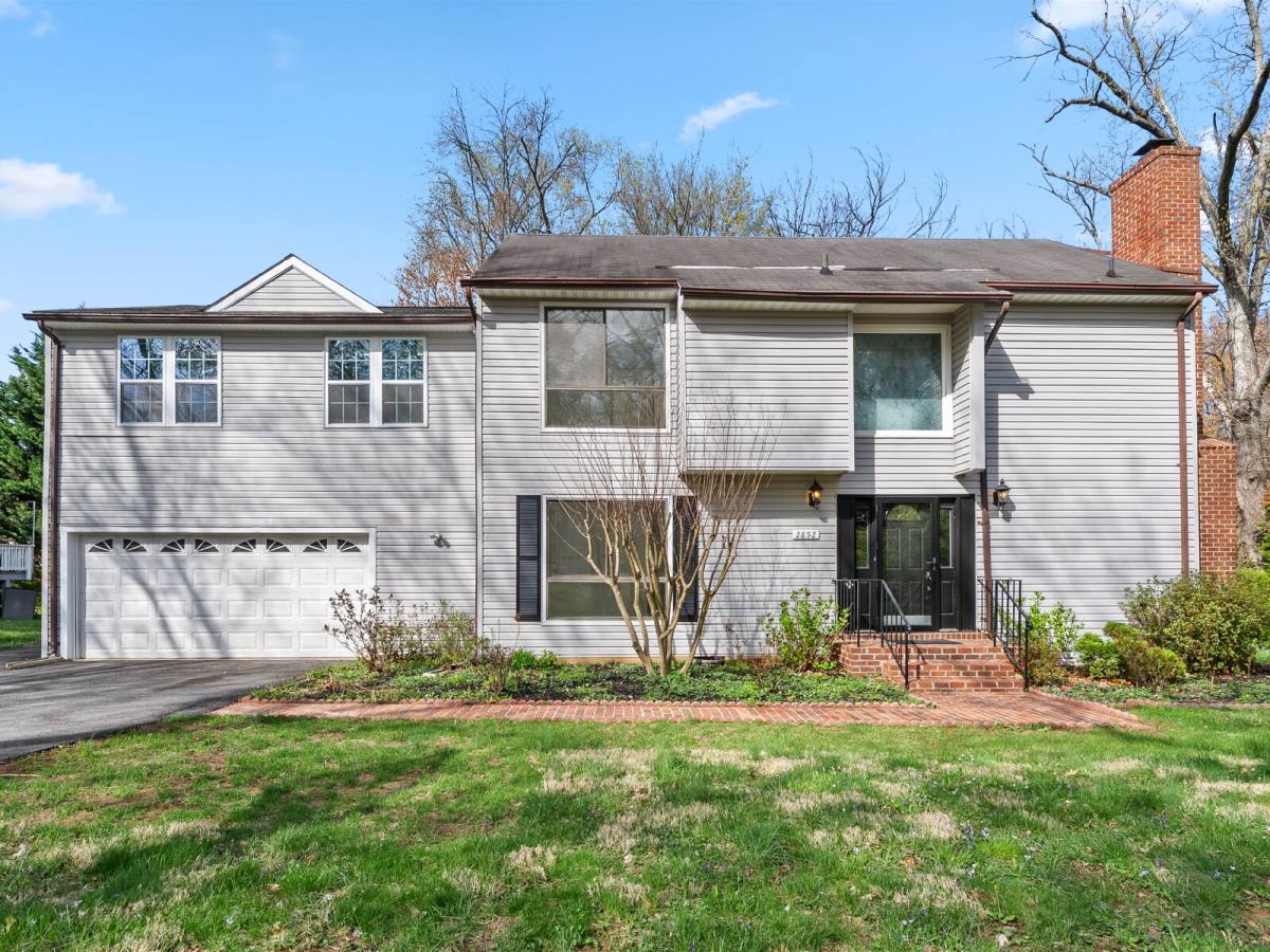 House for rent at 2852 Cedarest Rd, Fairfax, VA 22031
