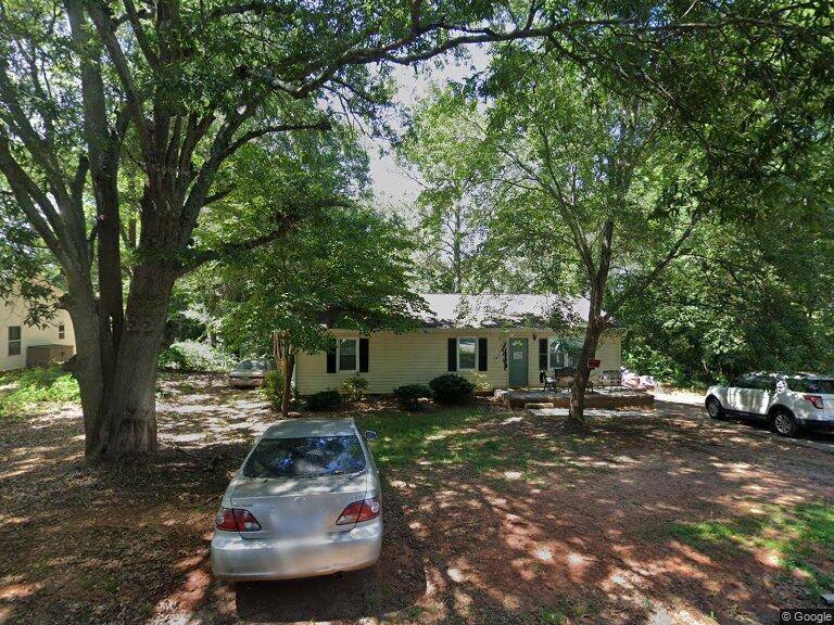 House for rent at 108 Hawthorne Dr, Anderson, SC 29625