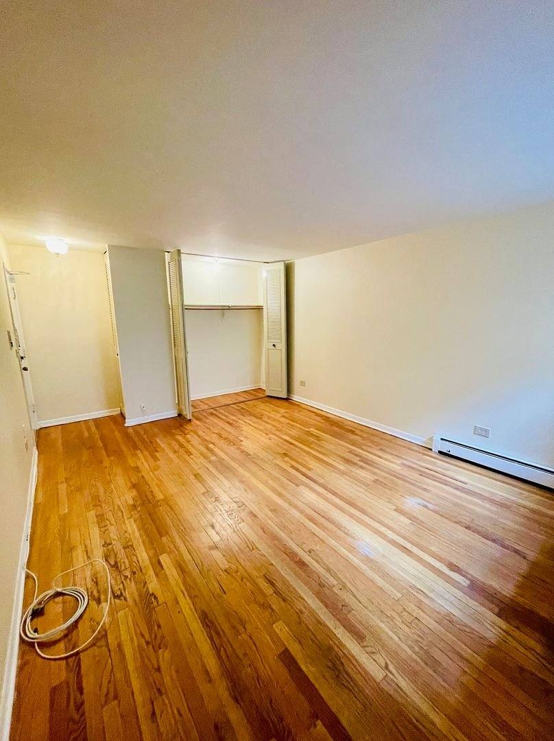 Apartment for rent at 535 Briar #506, Chicago, IL 60657