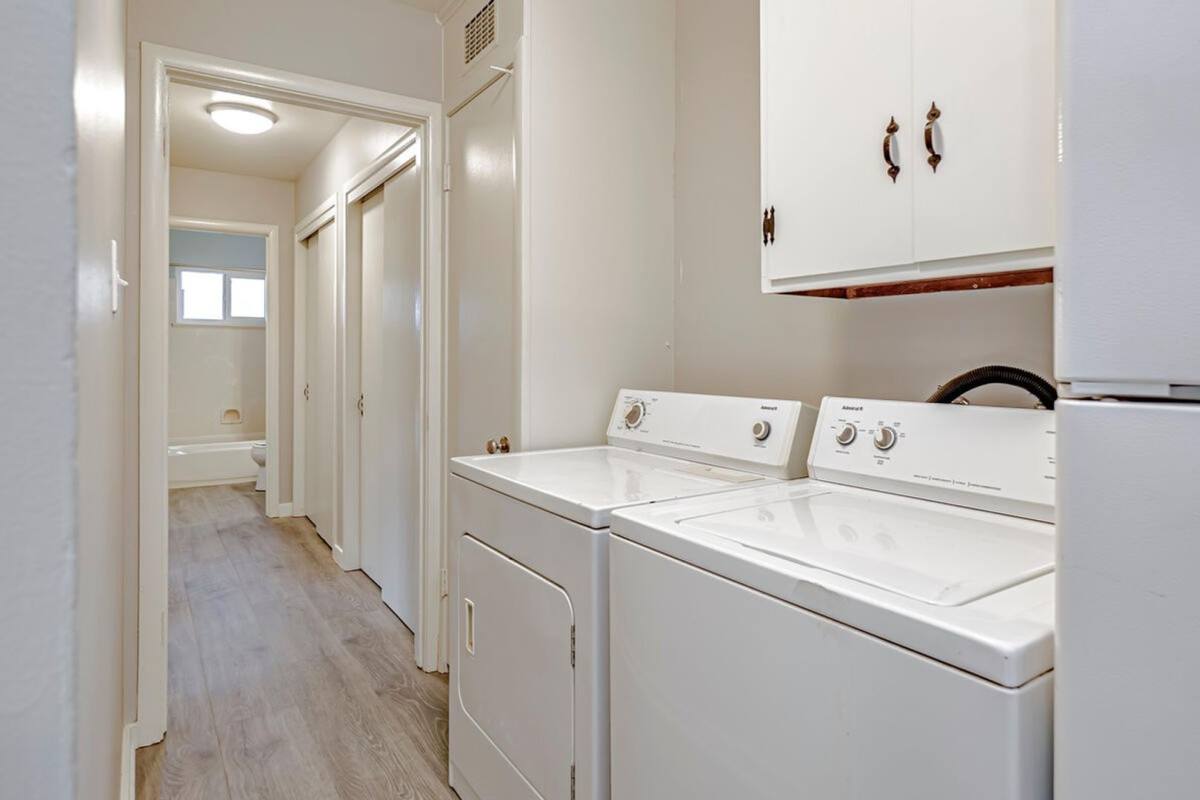 Apartment for rent at 543 545 547 I St, Davis, CA 95616