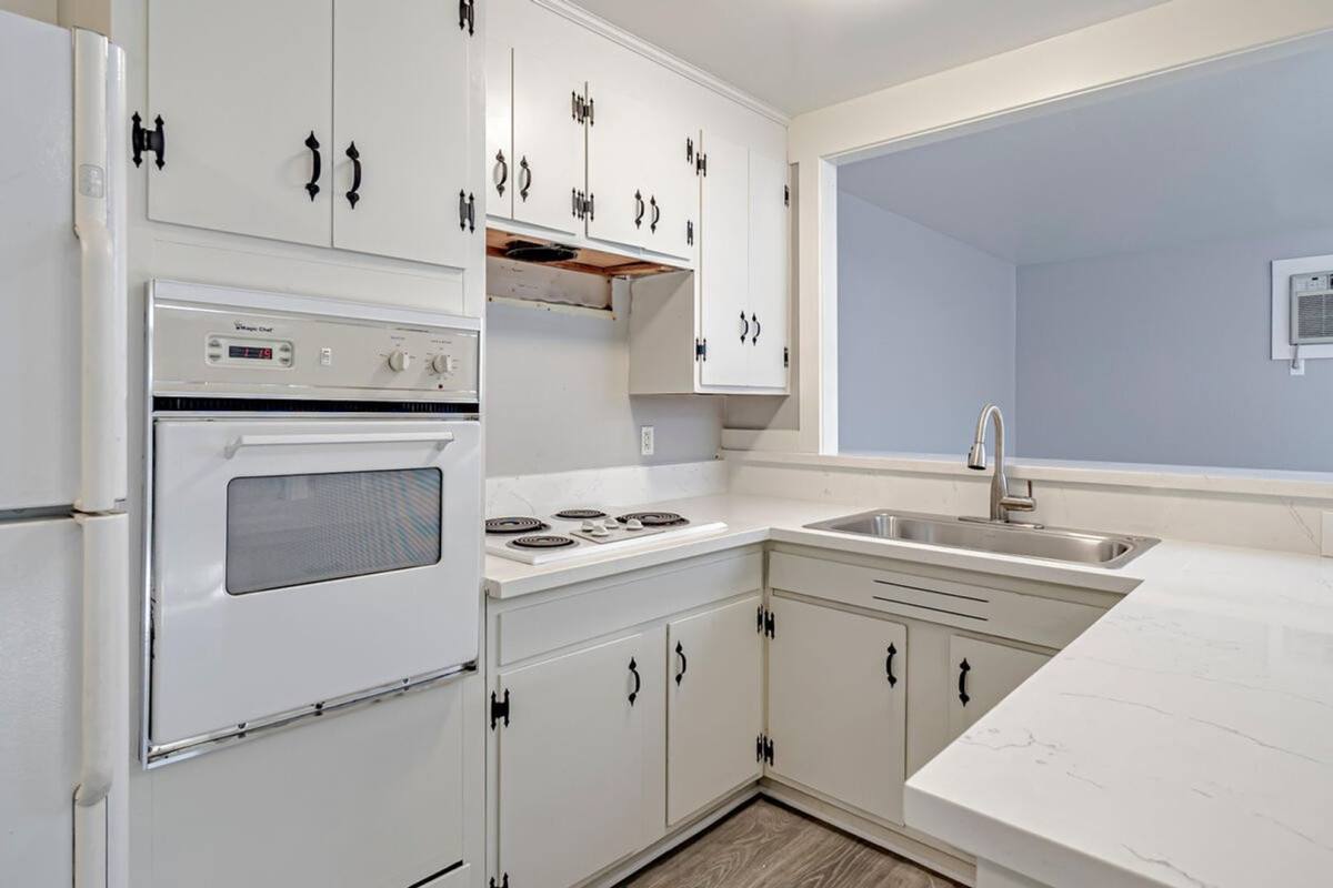 Apartment for rent at 543 545 547 I St, Davis, CA 95616