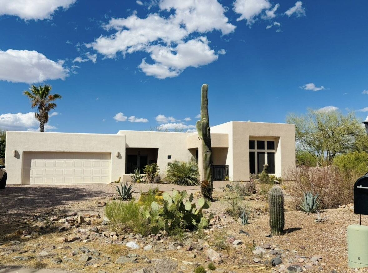 House for rent at 1674 W Placita Del Zocalo, Sahuarita, AZ 85629