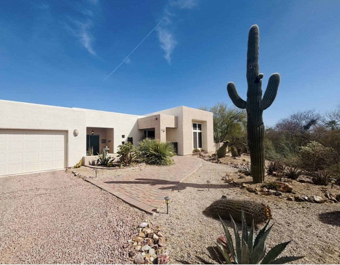 House for rent at 1674 W Placita Del Zocalo, Sahuarita, AZ 85629