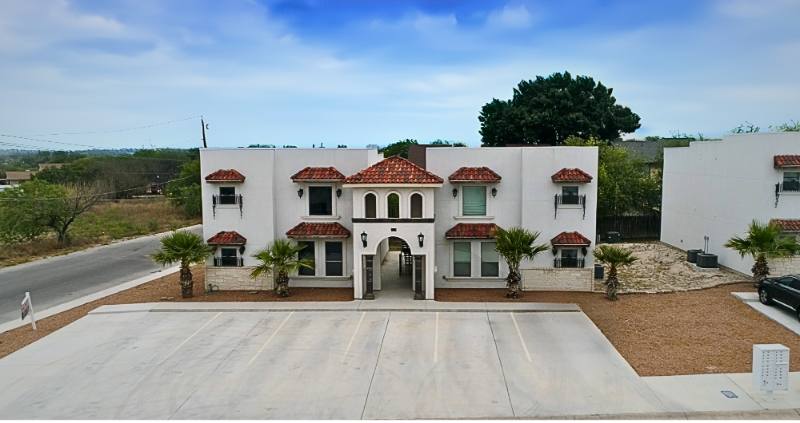 Apartment for rent at 170 Colorado St #4, Del Rio, TX 78840