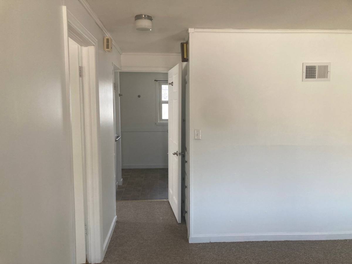 House for rent at 1305 NW 2nd St, Abilene, KS 67410
