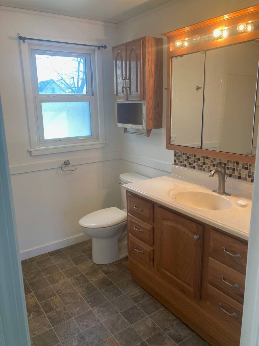 House for rent at 1305 NW 2nd St, Abilene, KS 67410