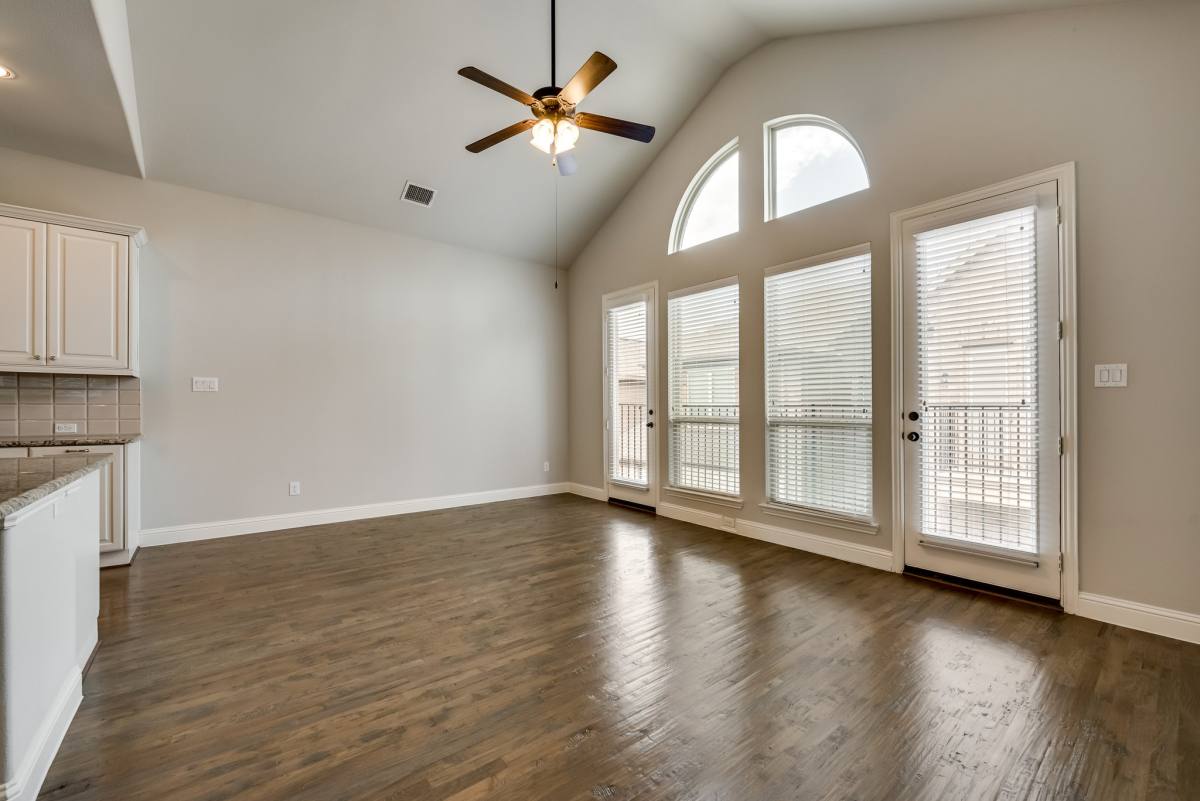 Townhouse for rent at 923 Whitehall Dr, Richardson, TX 75081