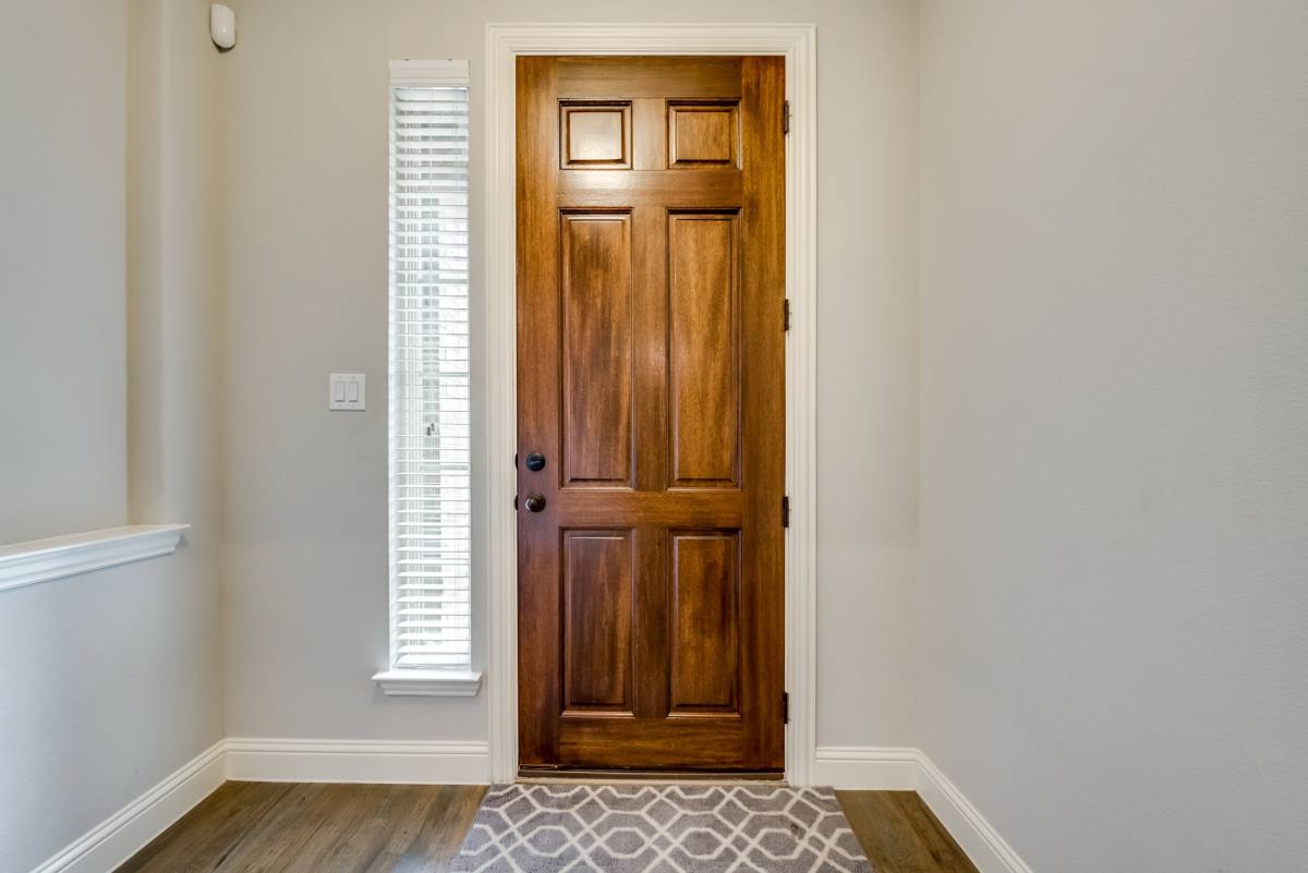 Townhouse for rent at 923 Whitehall Dr, Richardson, TX 75081