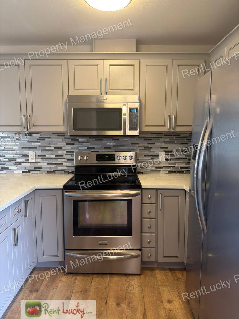 Apartment for rent at 3315 Claremont Ave S, Seattle, WA 98144