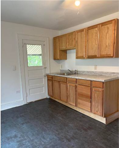 Apartment for rent at 1017 Main St #2, Scranton, PA 18519