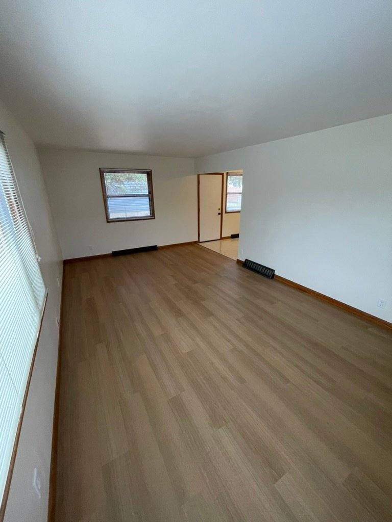 House for rent at 2933 Leslie Lane #2935, Eau Claire, WI 54703