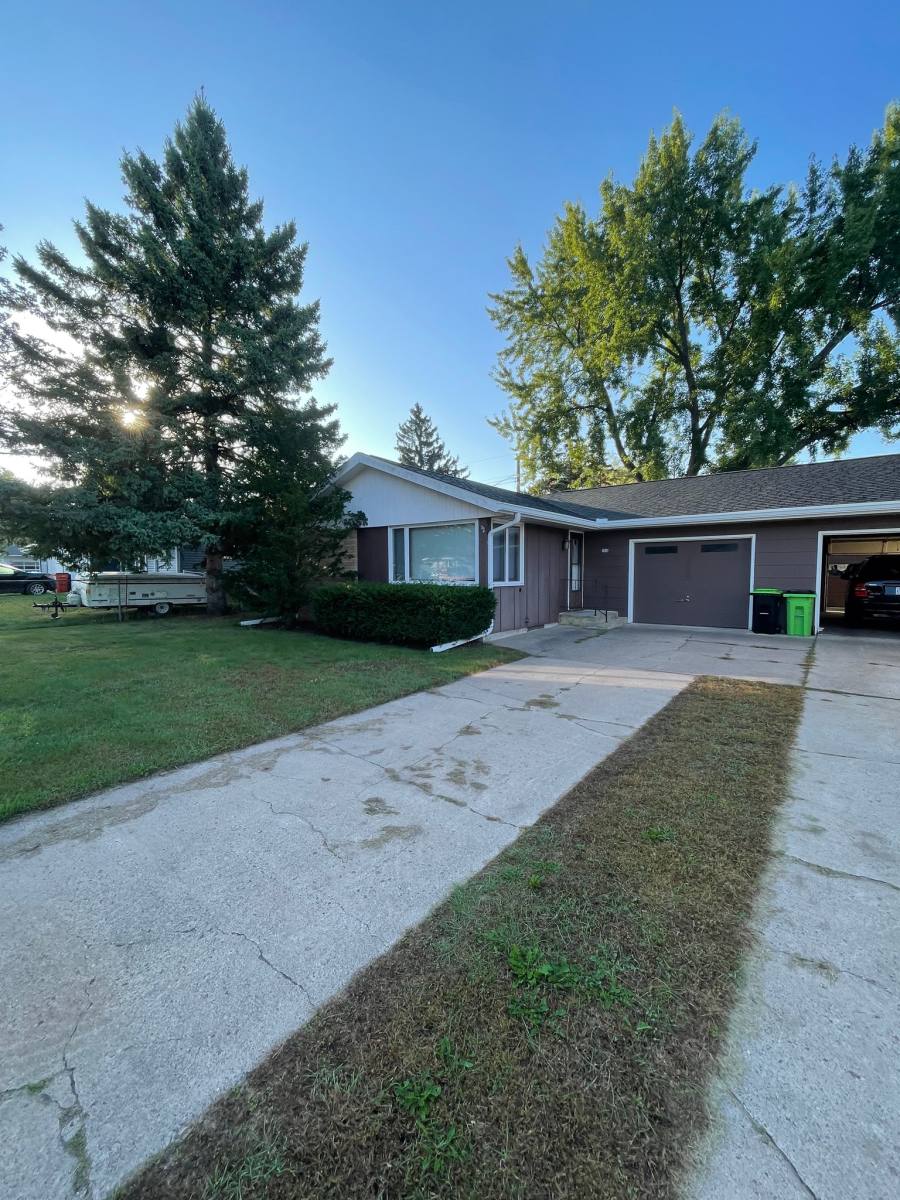 House for rent at 2933 Leslie Lane #2935, Eau Claire, WI 54703