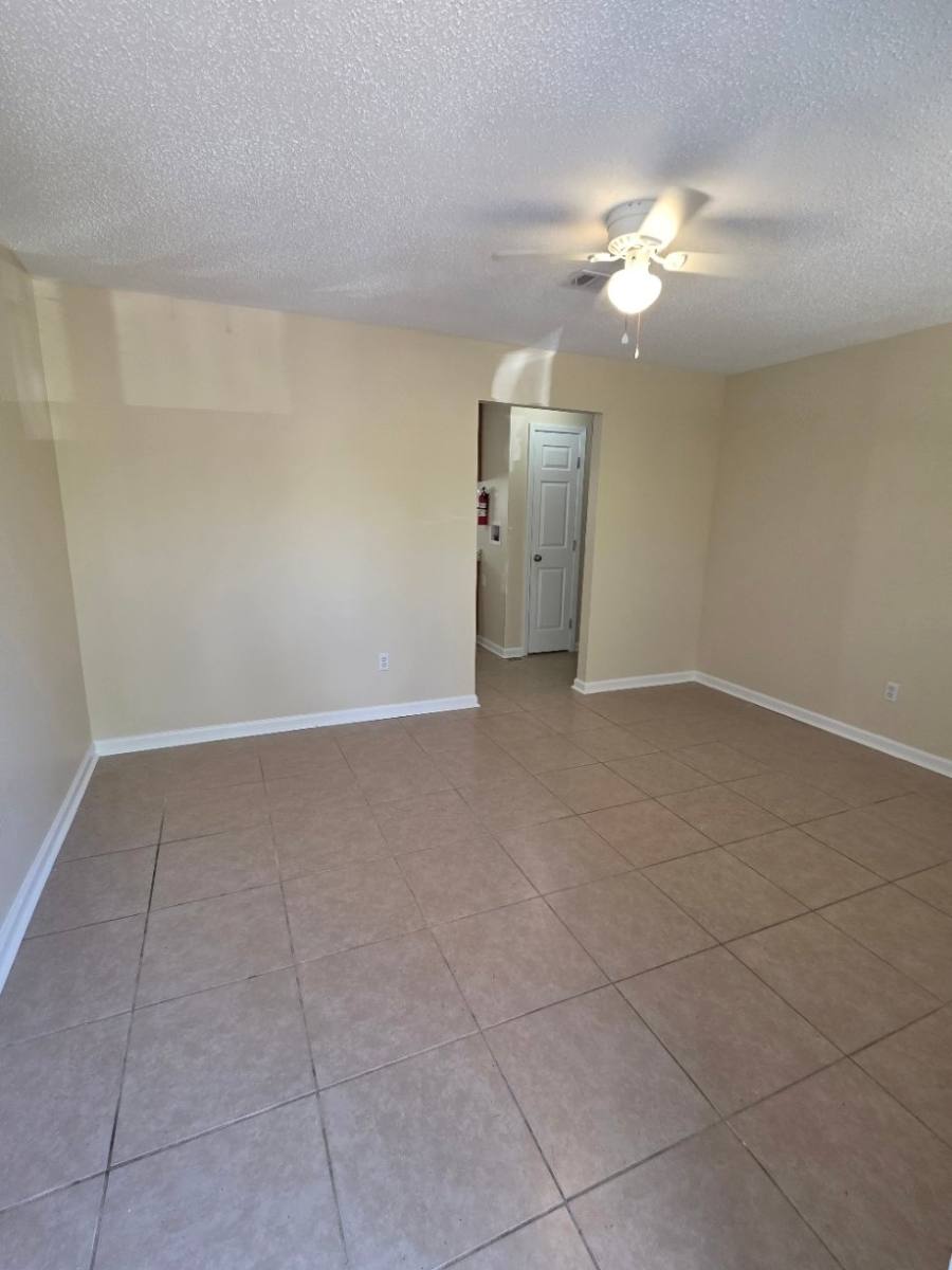 Apartment for rent at 847 Northern St #C, Macon, GA 31217