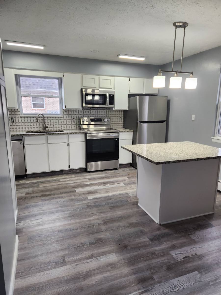 Apartment for rent at 7426 W Blvd #3, Youngstown, OH 44512