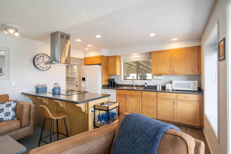 House for rent at 13501 Hidden Valley Rd NW, Gig Harbor, WA 98332