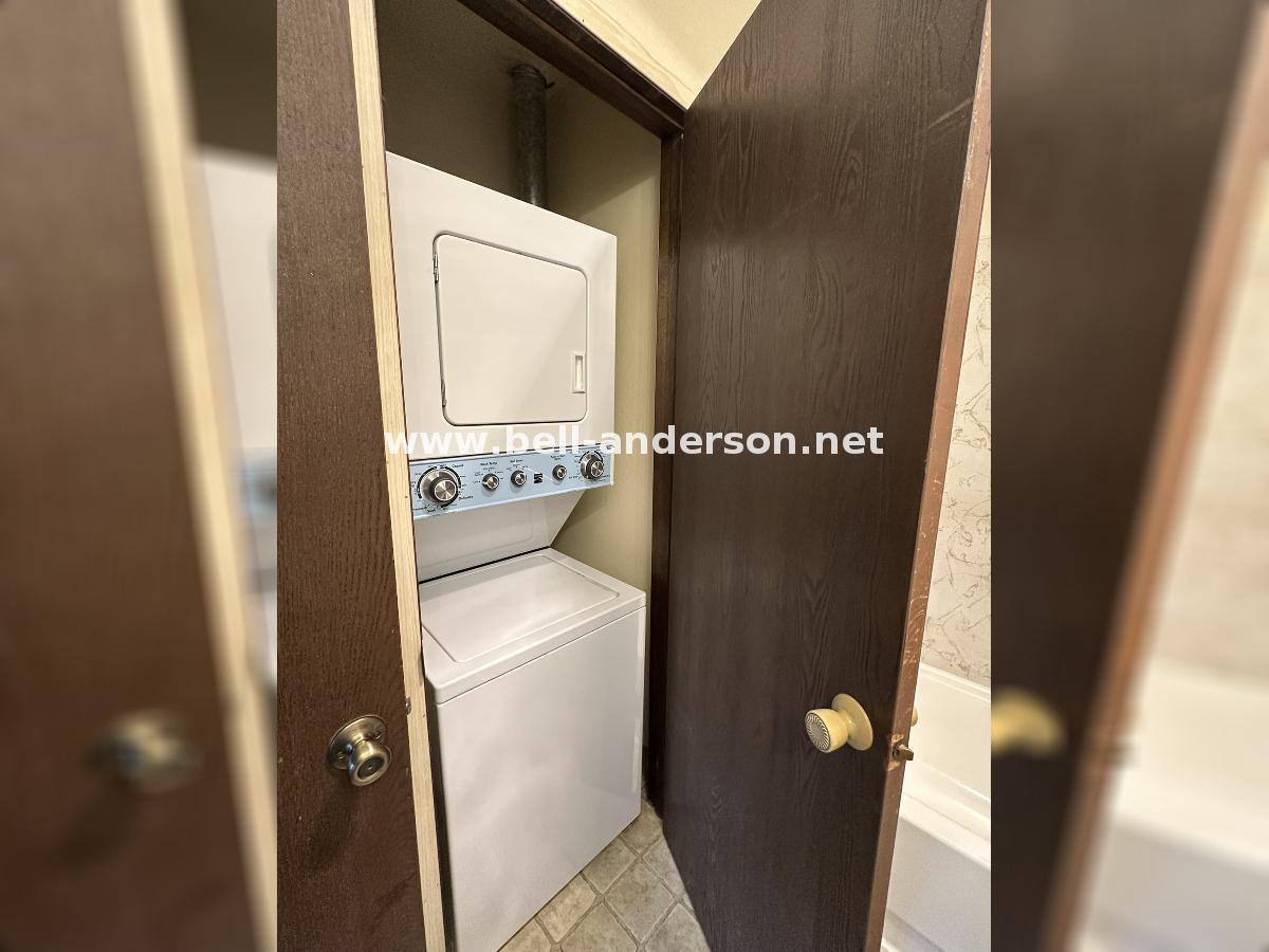 Apartment for rent at 11024 SE 223rd Place #C, Kent, WA 98031