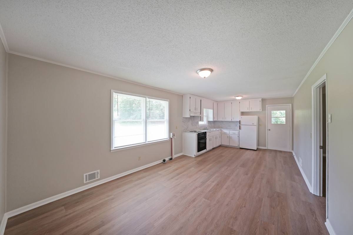 House for rent at 251 Hog Farm Circle, Canton, GA 30115