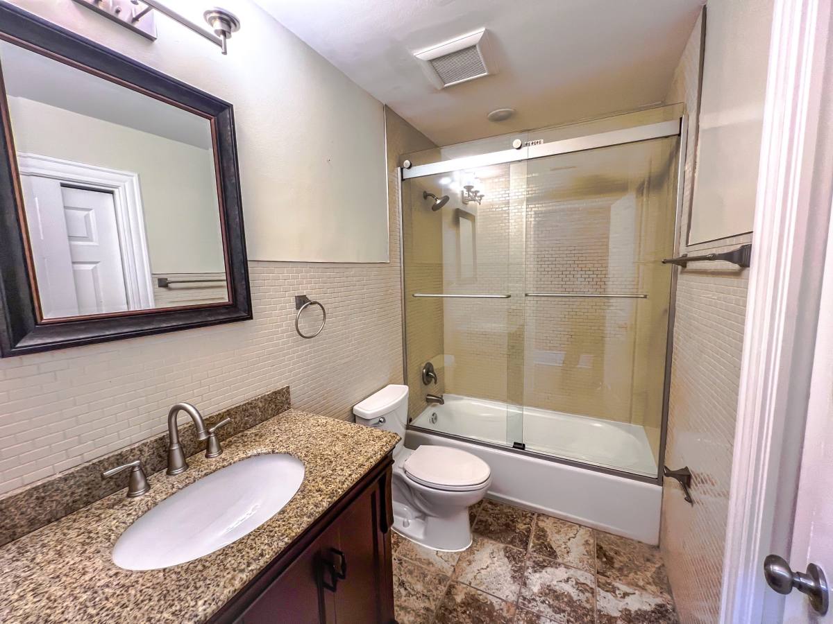 House for rent at 426 Mosher St, Baltimore, MD 21217