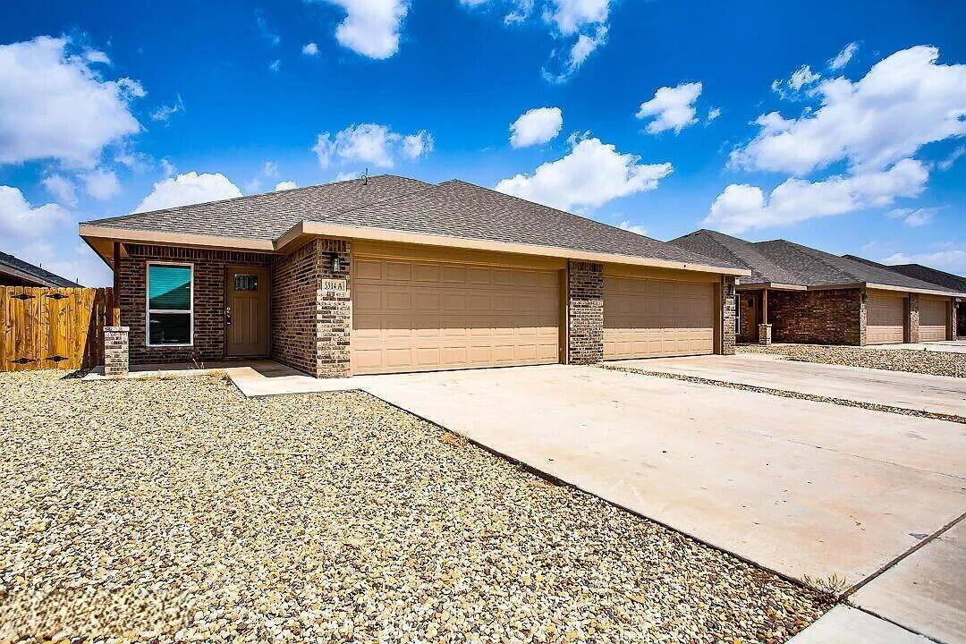 Townhouse for rent at 5514 Jarvis St #A, Lubbock, TX 79416
