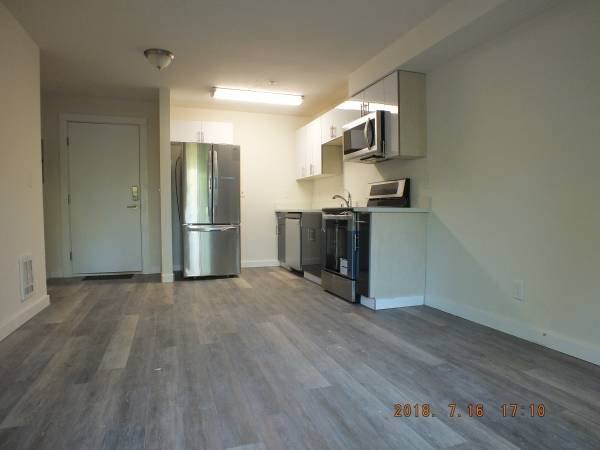 Apartment for rent at 12544 15th Ave NE #414, Seattle, WA 98125