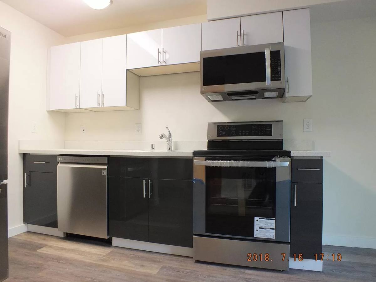 Apartment for rent at 12544 15th Ave NE #314, Seattle, WA 98125