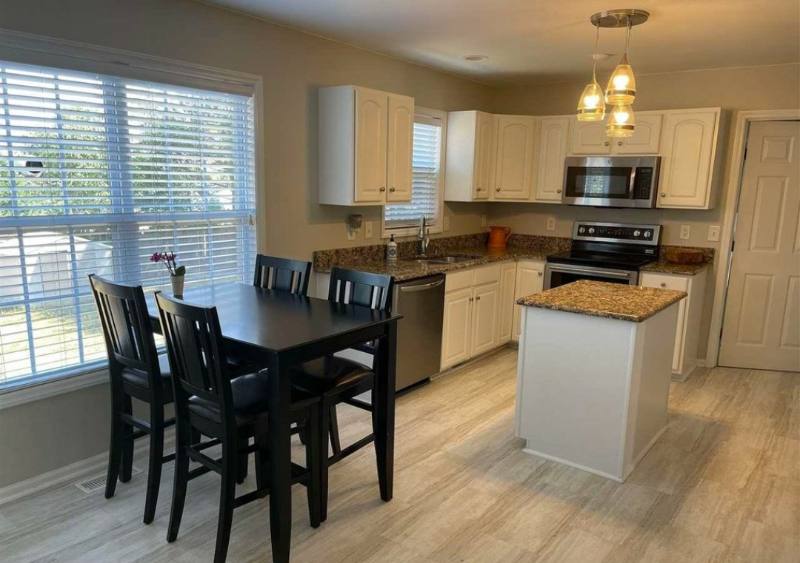 House for rent at 125 Cresthaven Dr, Sanford, NC 27332