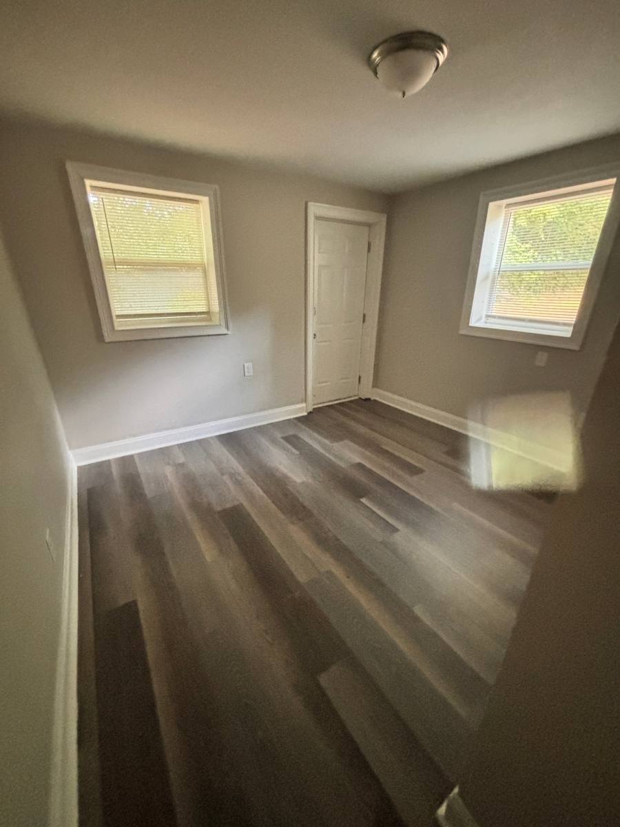 House for rent at 976 5th Ave, Jonesboro, GA 30236