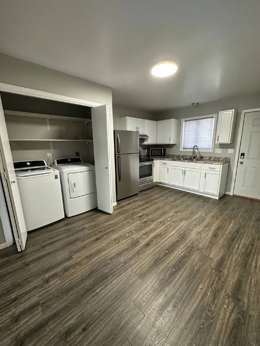 Apartment for rent at 1124 11 St NW #4, Minot, ND 58703