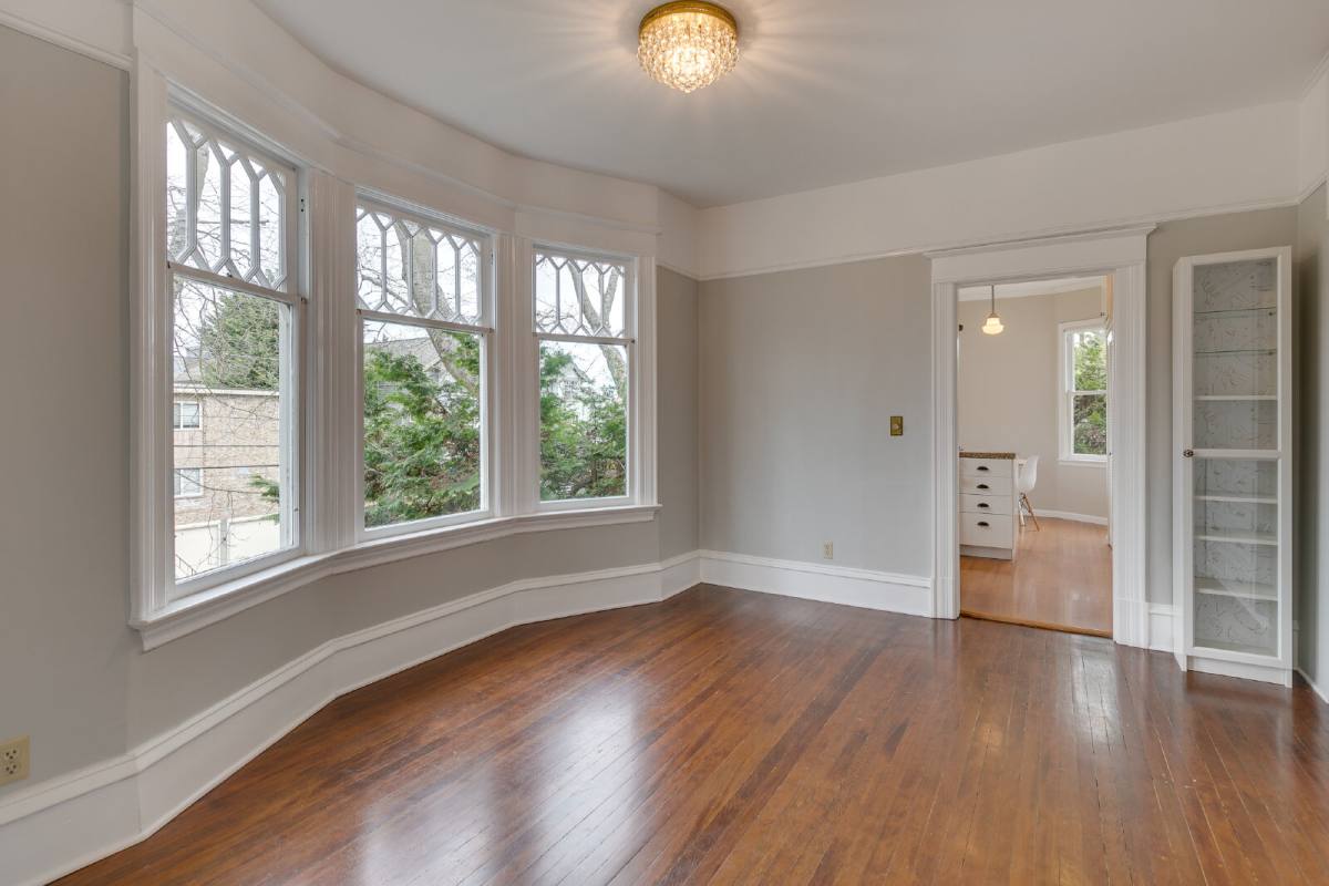 Townhouse for rent at 1324 4th Ave W #B, Seattle, WA 98119