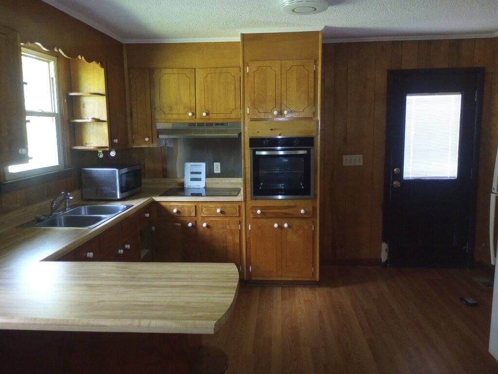 House for rent at 10 State Rd #802, Greenville, SC 29611