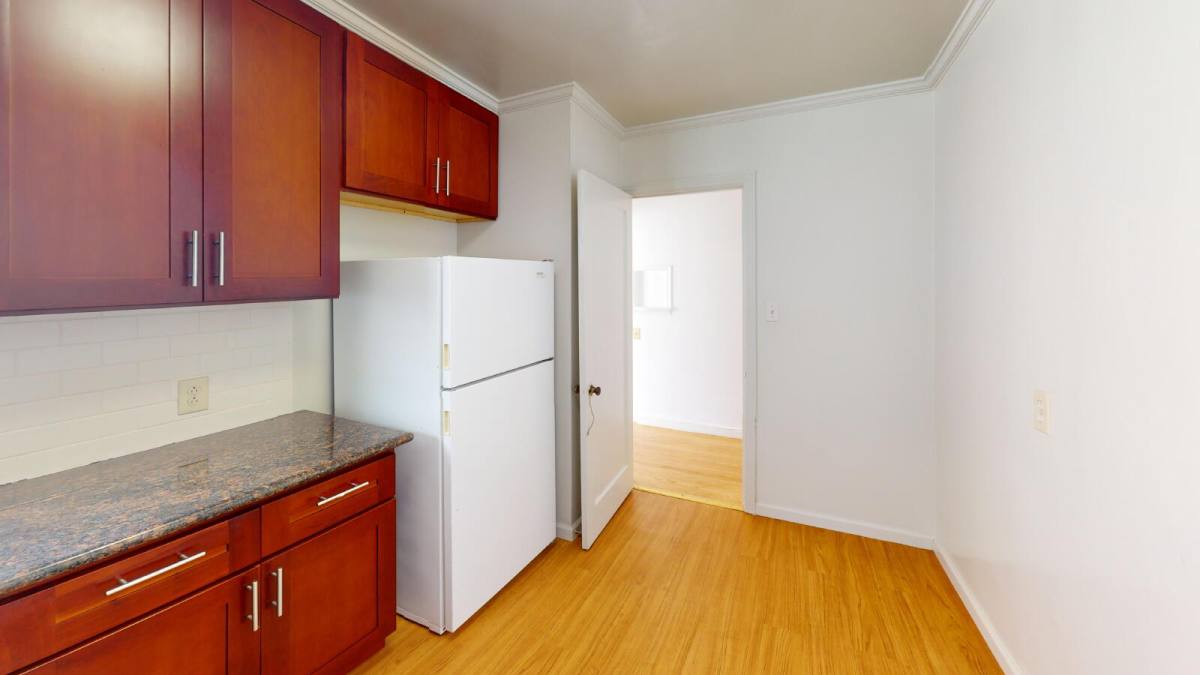 Apartment for rent at 3421 Anza St #5, San Francisco, CA 94121