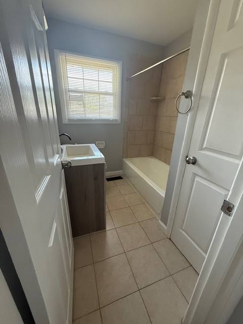 House for rent at 2515 Hikes Lane, Louisville, KY 40218