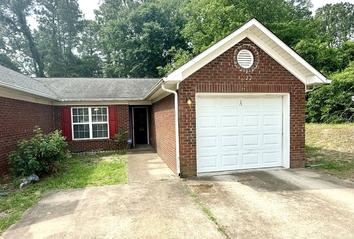 Apartment for rent at 522 Longview Dr #A, Fayetteville, NC 28311