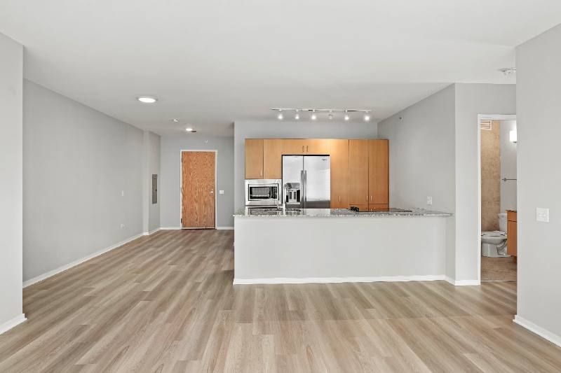 Apartment for rent at 450 N St Clair, Chicago, IL 60611