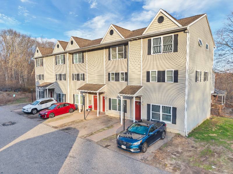 Townhouse for rent at 229 Boswell Ave #6, Norwich, CT 06360