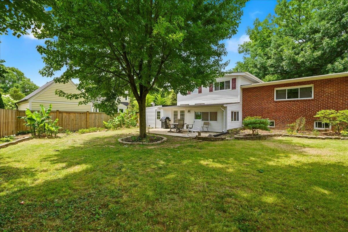 House for rent at 709 N Pryor St, Alexandria, VA 22304