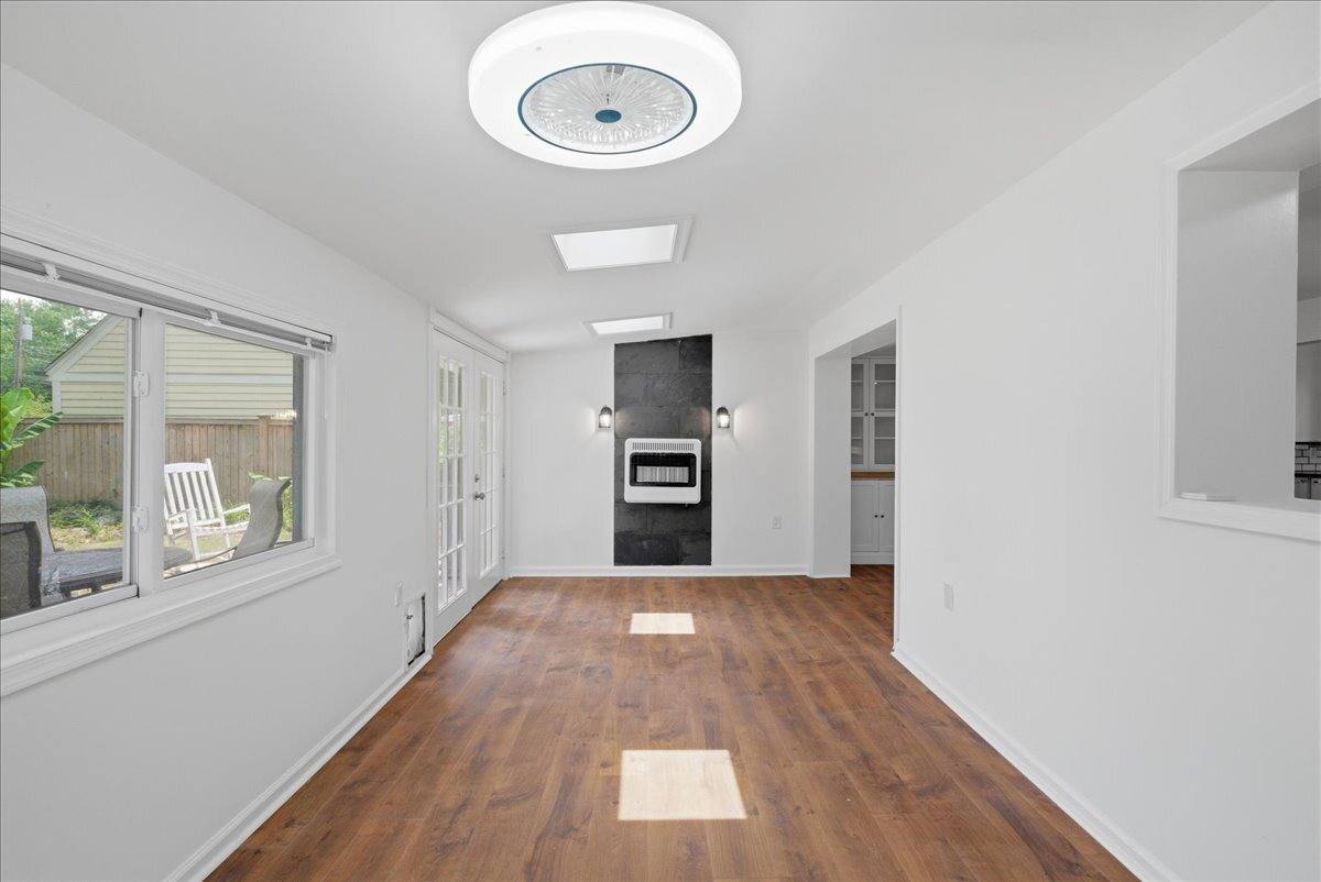 House for rent at 709 N Pryor St, Alexandria, VA 22304