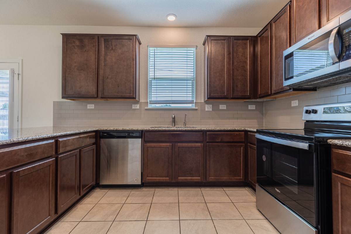House for rent at 4660 Via Sonoma Trail, Converse, TX 78109